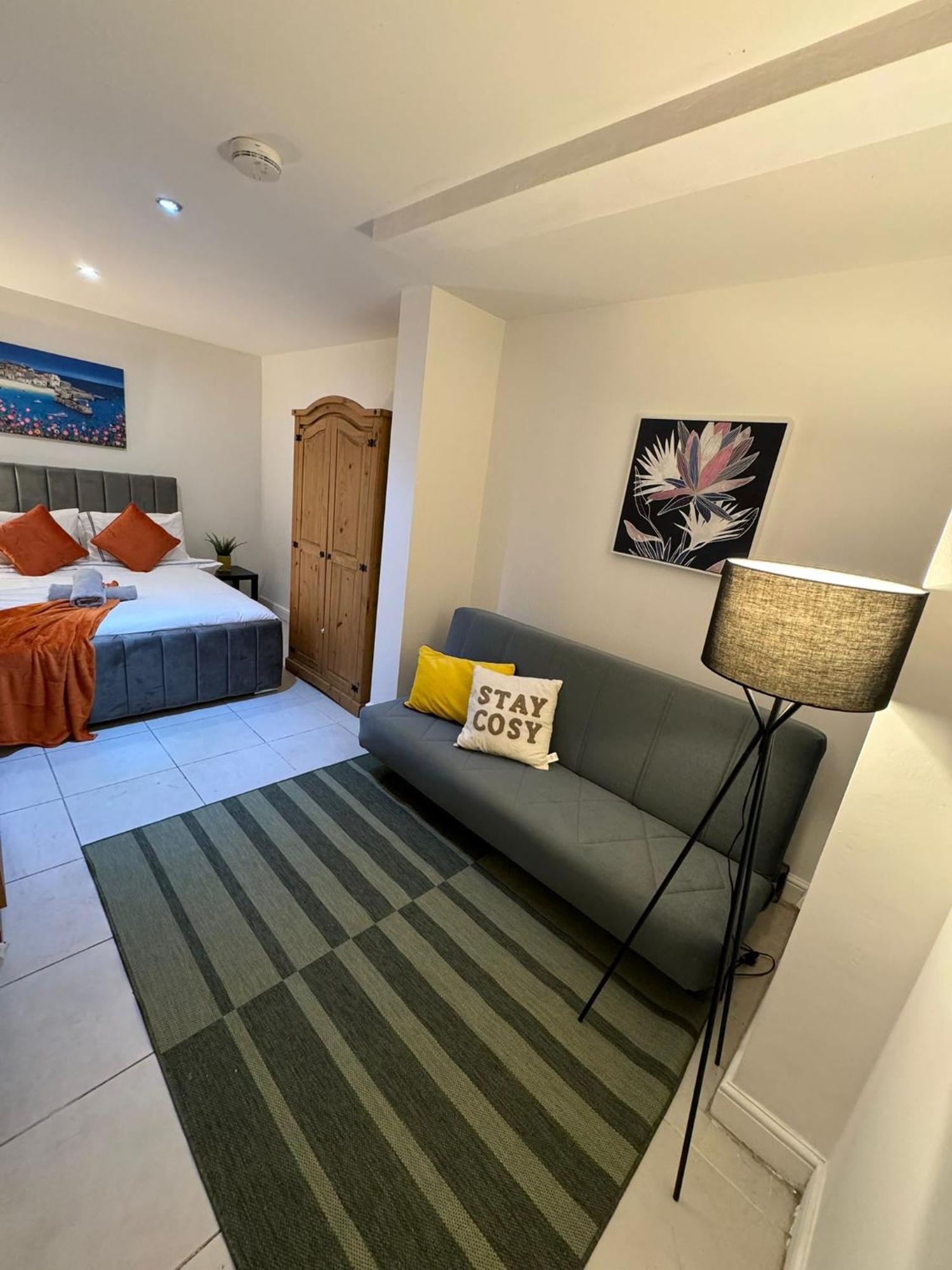Cosy Luxurious Room In The Heart Of London Exterior photo